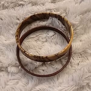 Elegant Handmade Brown and Tan Wooden Bangle Set